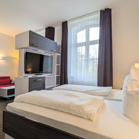 Boardinghaus Weinberg Campus Aparthotel Halle  Bagian luar foto