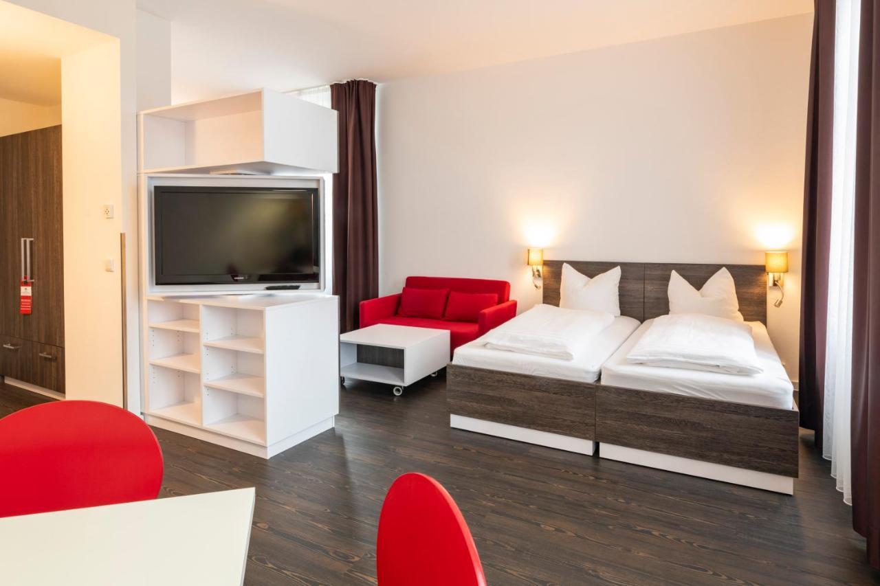 Boardinghaus Weinberg Campus Aparthotel Halle  Bagian luar foto