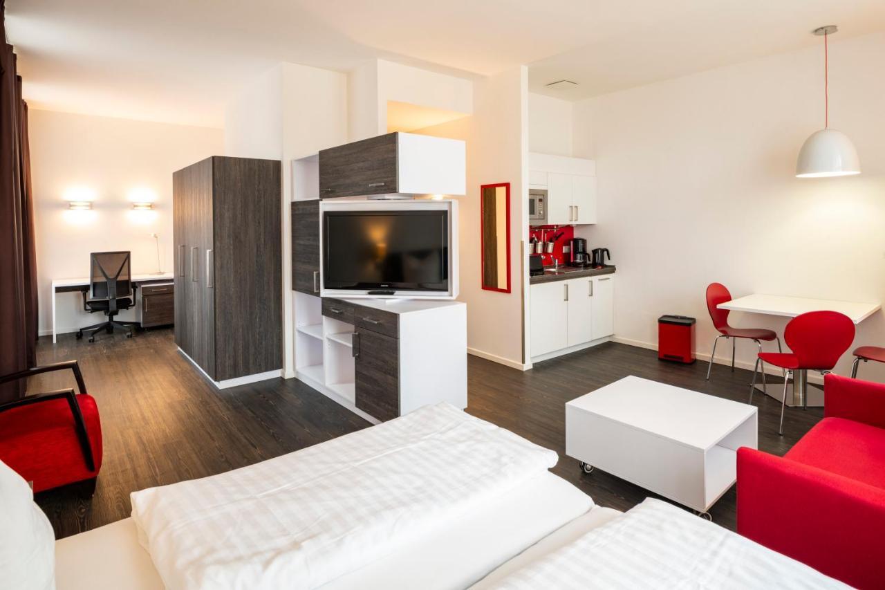 Boardinghaus Weinberg Campus Aparthotel Halle  Bagian luar foto