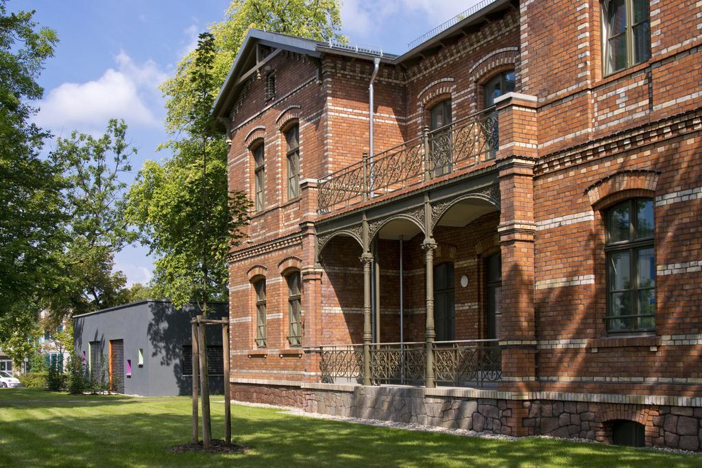 Boardinghaus Weinberg Campus Aparthotel Halle  Bagian luar foto