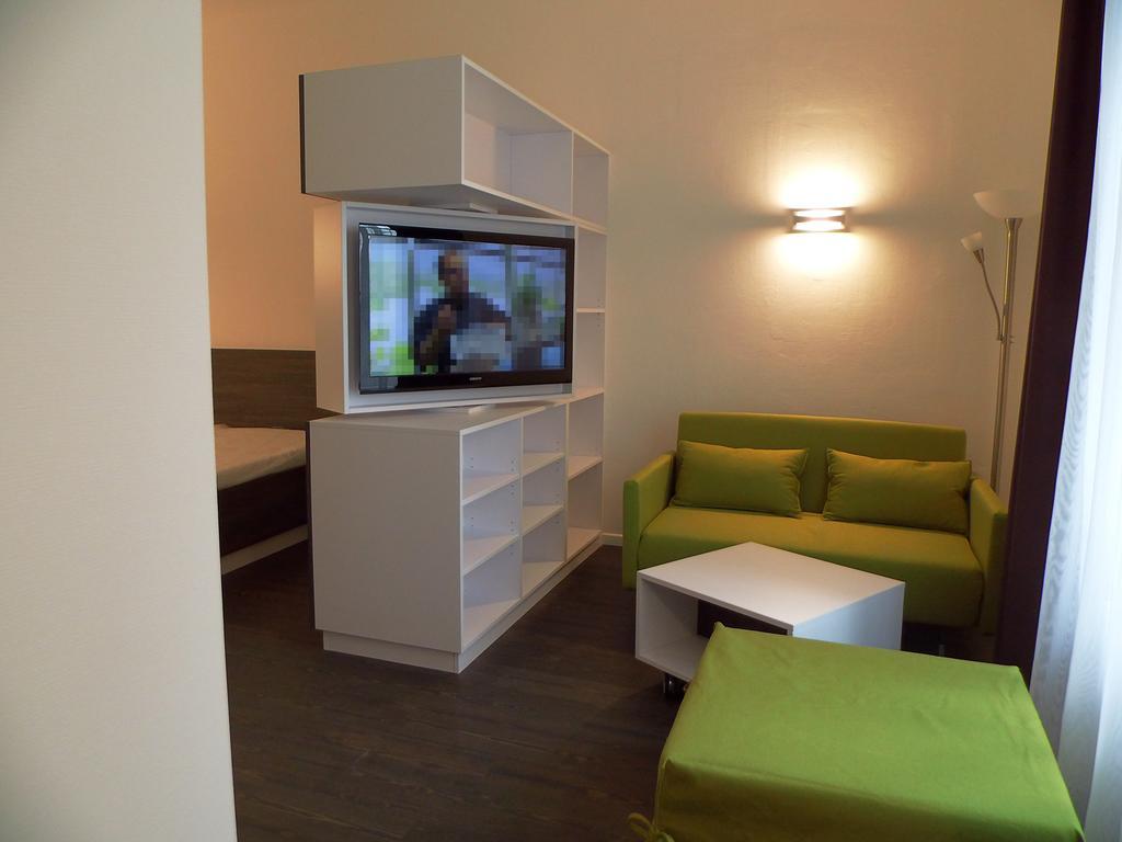 Boardinghaus Weinberg Campus Aparthotel Halle  Ruang foto