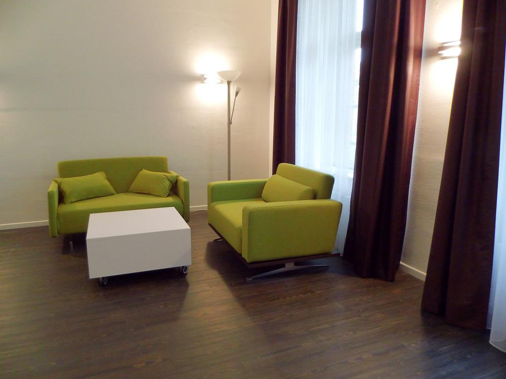 Boardinghaus Weinberg Campus Aparthotel Halle  Bagian luar foto