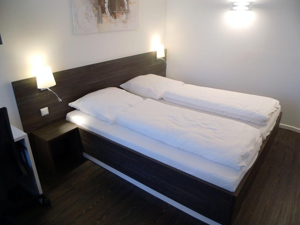 Boardinghaus Weinberg Campus Aparthotel Halle  Bagian luar foto